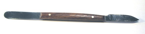 Art. A308, Wachsmesser, 13 cm, rostfrei Art. A308, Wachsmesser, 13 cm, rostfrei